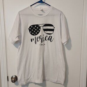 Piper Lou Merica T-shirt size XL